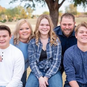 Meet your Posher, Elizabeth